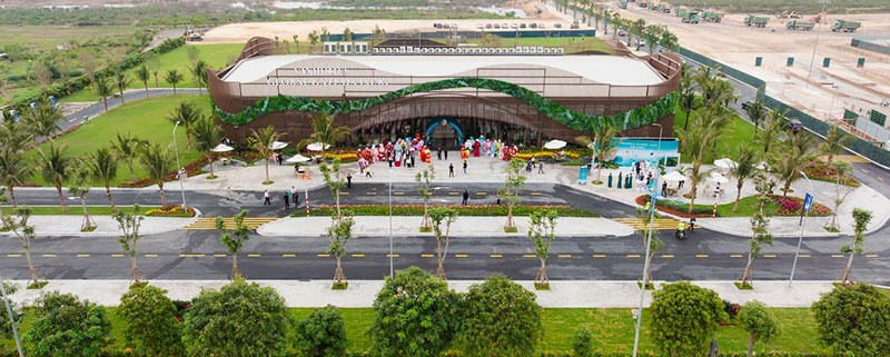 van-phong-ban-hang-vinhomes-global-gate-ha-long